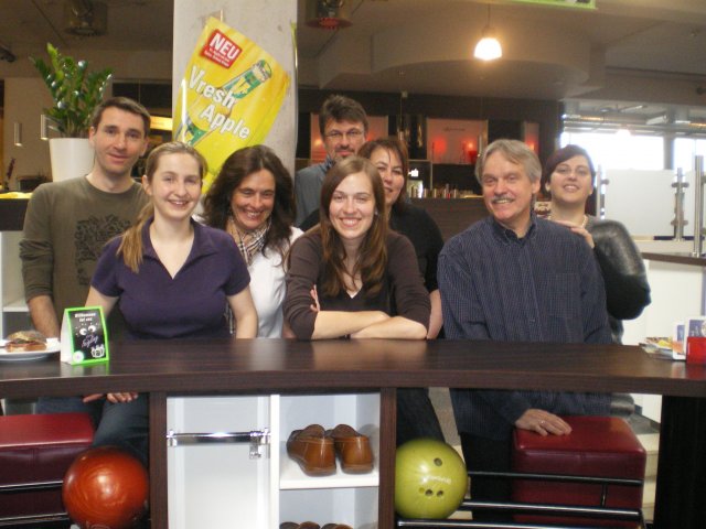 2010-03-28fruehstuecksbowling